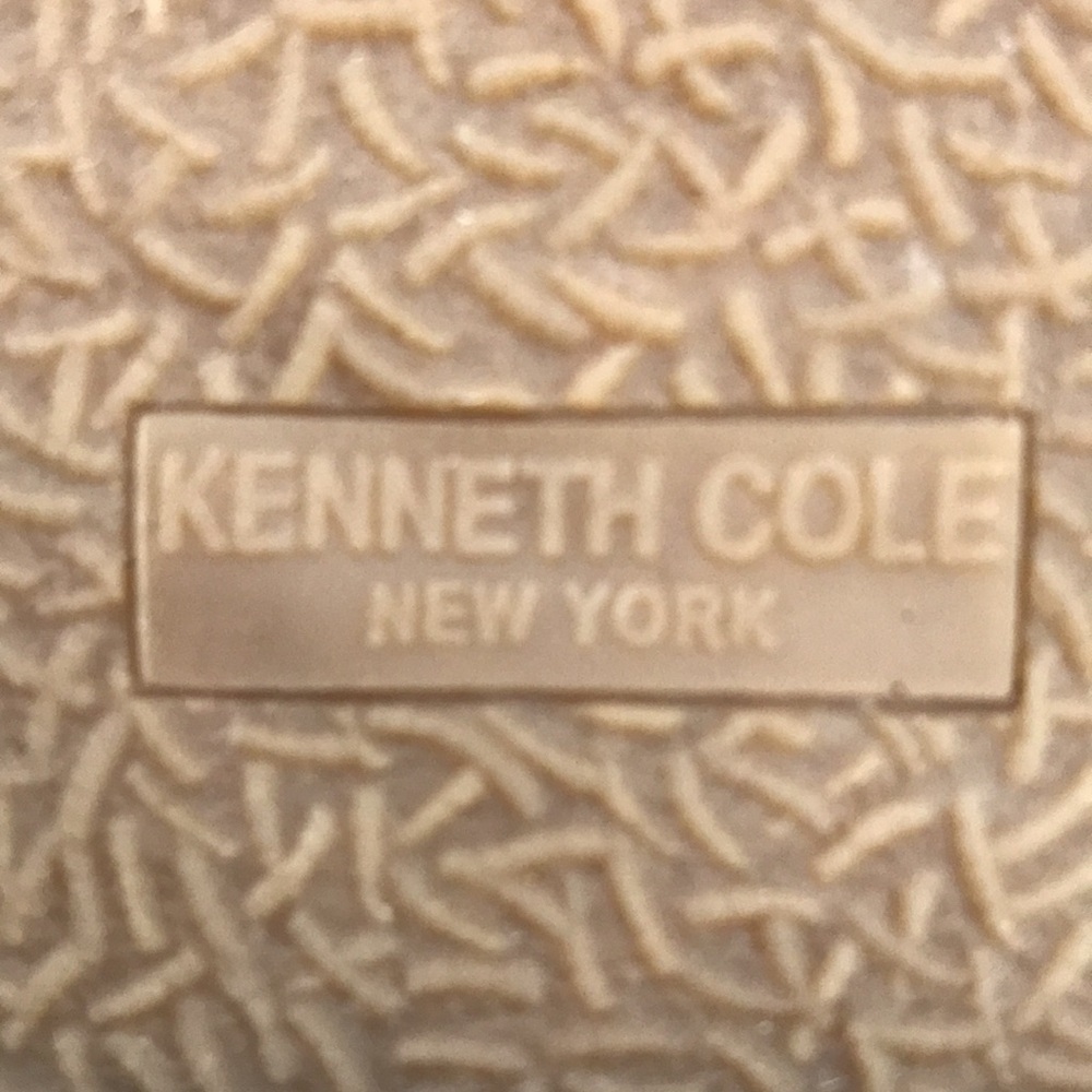 KENNETH COLE NEW YORK Real Deal Crazy Horse Brown Leather Chukka Boots—Boys 11 - Picture 4 of 14